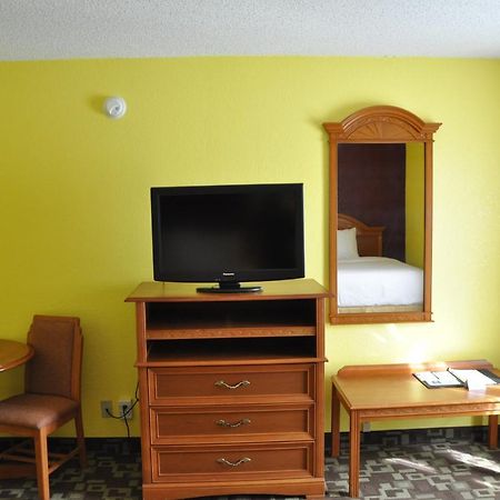 Comfort Inn & Suites Airport Литл-Рок Номер фото