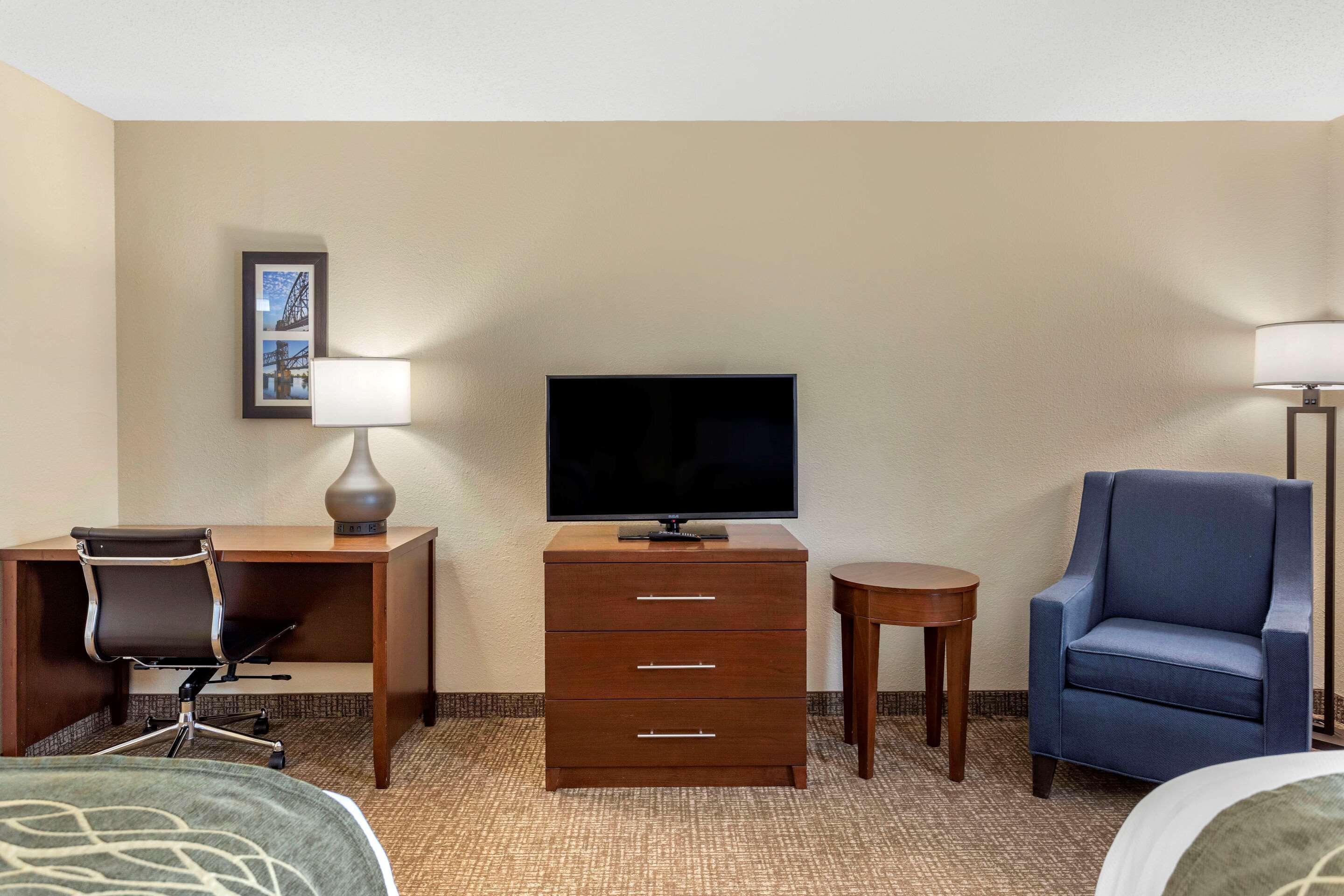 Comfort Inn & Suites Airport Литл-Рок Экстерьер фото
