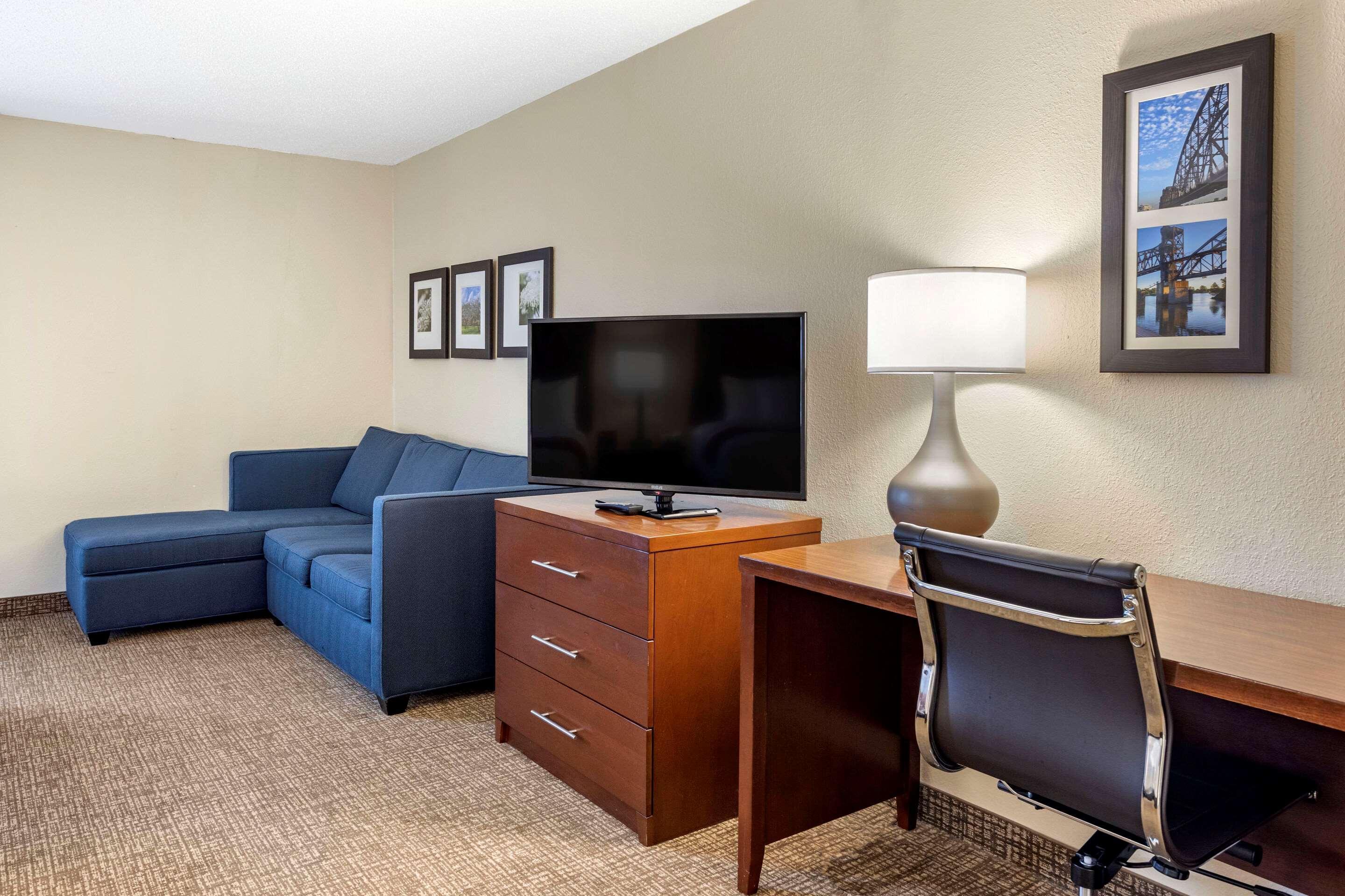 Comfort Inn & Suites Airport Литл-Рок Экстерьер фото