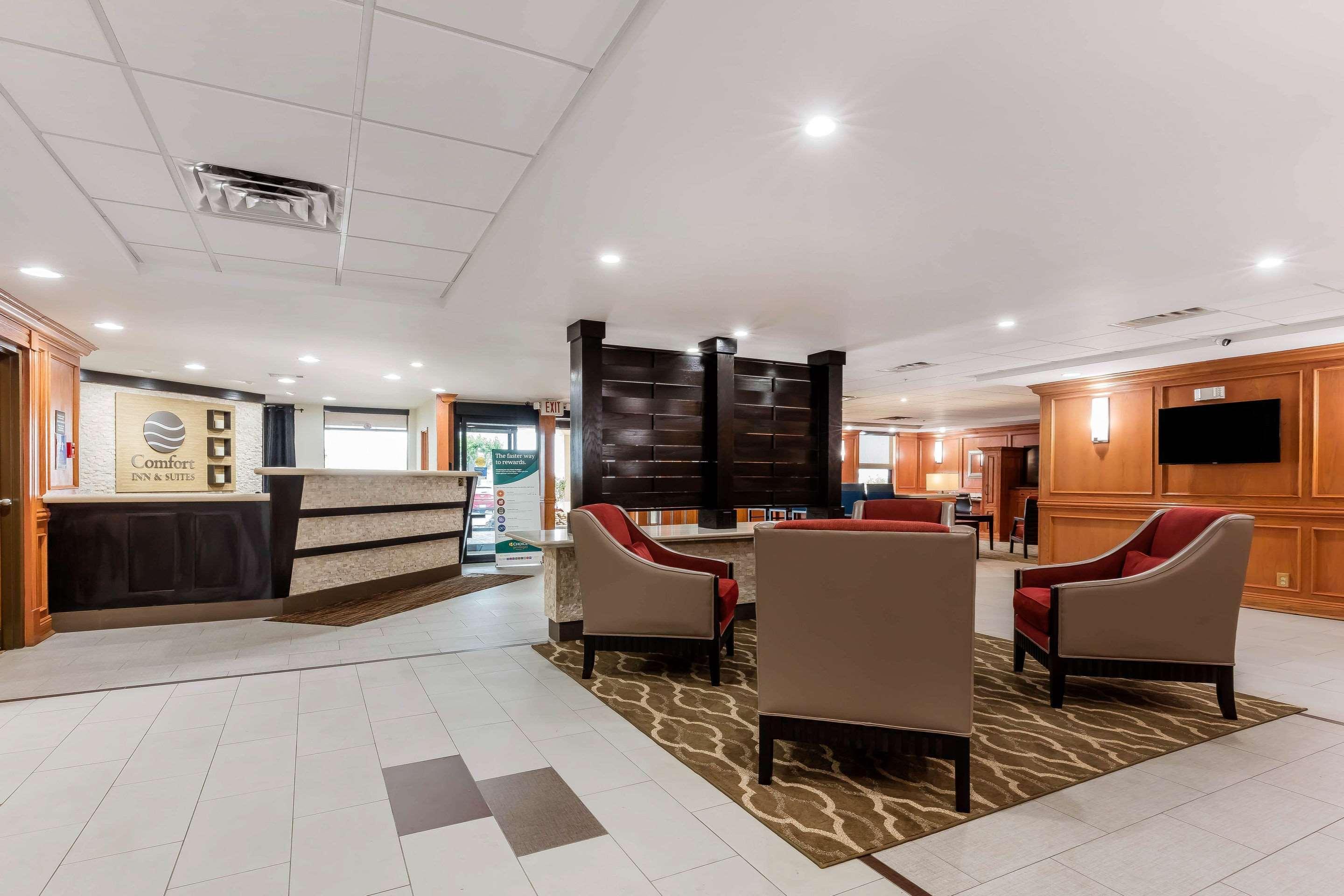Comfort Inn & Suites Airport Литл-Рок Экстерьер фото