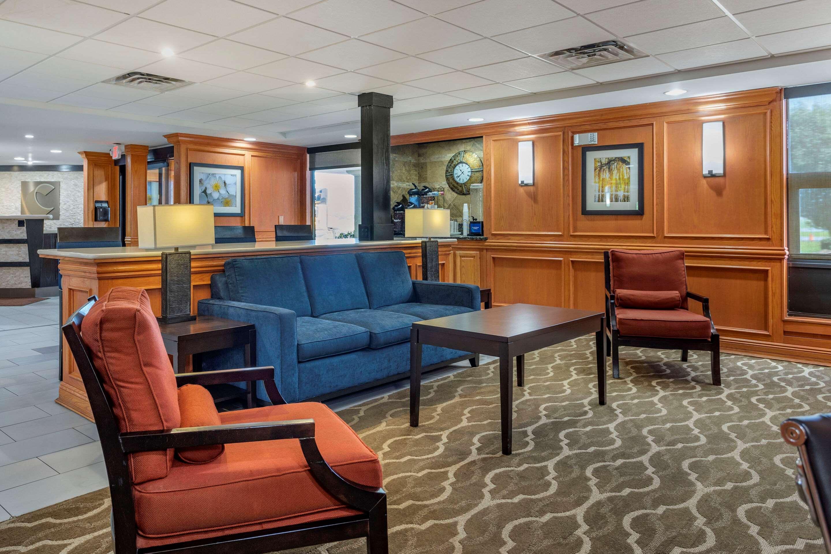 Comfort Inn & Suites Airport Литл-Рок Экстерьер фото