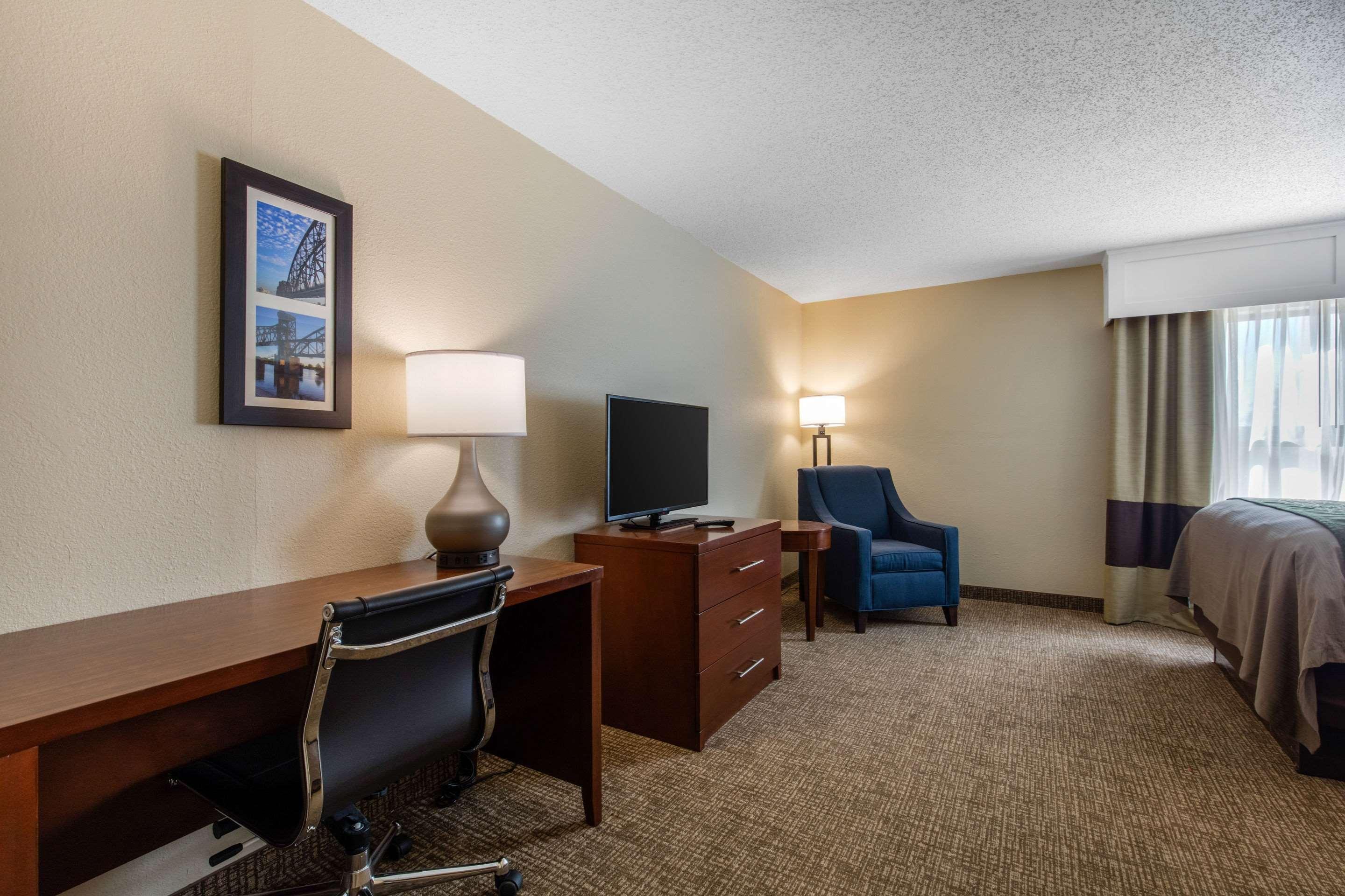 Comfort Inn & Suites Airport Литл-Рок Экстерьер фото